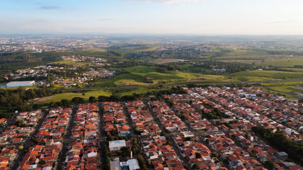 Urban sprawl. Photo by Alex Dos Santos on pexels